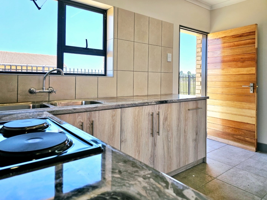 2 Bedroom Property for Sale in Heidedal Free State